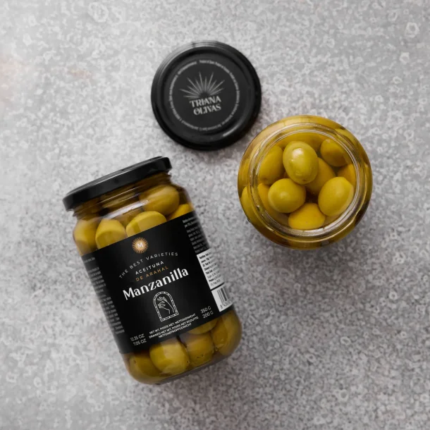 Manzanilla oliven med sten